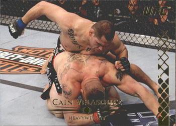 2011 Topps UFC Title Shot - Gold #42 Cain Velasquez Front