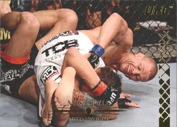 2011 Topps UFC Title Shot - Gold #95 Mike Pyle Front