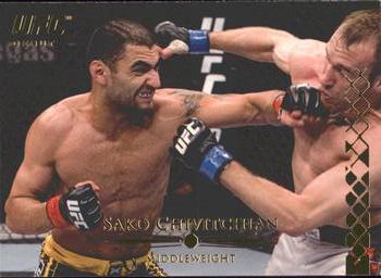 2011 Topps UFC Title Shot - Gold #142 Sako Chivitchian Front