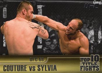 2011 Topps UFC Title Shot - Top 10 Title Fights #TT-25 Randy Couture - Tim Sylvia Front