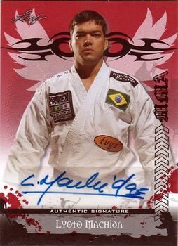 2010 Leaf MMA - Autographs Red #AU-LM1 Lyoto Machida Front