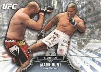 2012 Topps UFC Bloodlines #22 Mark Hunt Front