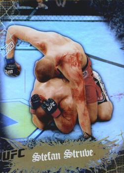 2010 Topps UFC Main Event - Gold #69 Stefan Struve Front