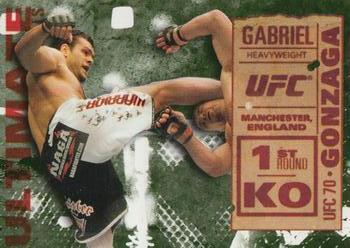 2013 Topps UFC Knockout - Ultimate Knockouts Green #UKO-1 Gabriel Gonzaga Front