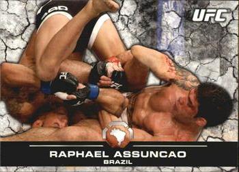 2013 Topps UFC Bloodlines #31 Raphael Assuncao Front