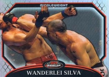 2011 Finest UFC - Refractors #26 Wanderlei Silva Front