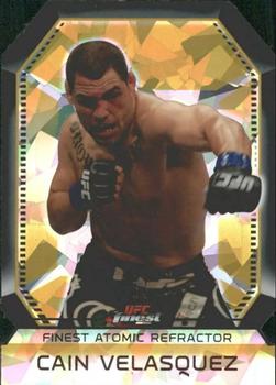 2011 Finest UFC - Atomic Refractors #FAR-4 Cain Velasquez Front
