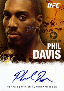 2010 Topps UFC - Autograph #FA-PHD Phil Davis Front