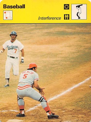 1977-79 Sportscaster Series 35 #35-15 Johnny Bench Front