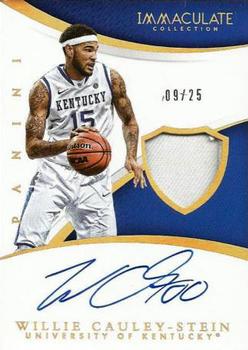 2015 Panini Immaculate Collection Collegiate - Basketball Patch Autographs Gold #345 Willie Cauley-Stein Front