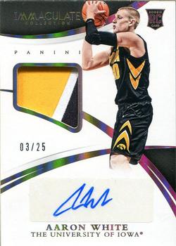 2015 Panini Immaculate Collection Collegiate - Immaculate Signature Patches Basketball Gold #356 Aaron White Front