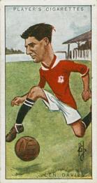 1926 Player's Footballers Caricatures by Rip #10 Len Davies Front