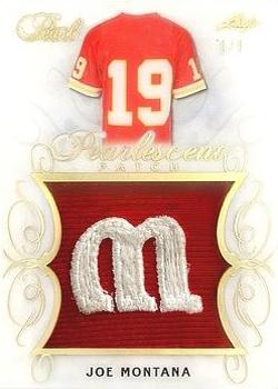 2018-19 Leaf Pearl - Pearlescent Patch - Gold #PP-13 Joe Montana Front