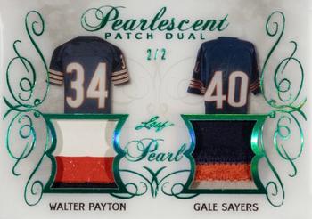 2018-19 Leaf Pearl - Pearlescent Dual Patch - Green #PPD-02 Walter Payton / Gale Sayers Front