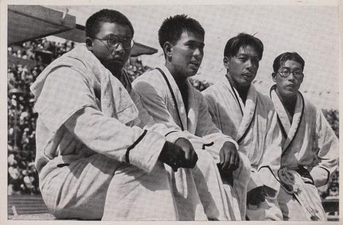 1936 Reemtsma Cigarettes Olympia Band II #90 Shigeo Sugiura / Shigeo Arai / Masanori Yusa / Masaharu Taguchi Front