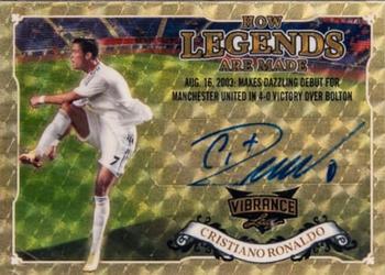 2022 Leaf Vibrance - How Legends Are Made Autographs Gold Crystal #HLM-CR1 Cristiano Ronaldo Front