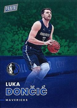 2022 Panini National Convention Silver Packs - Green #21 Luka Doncic Front