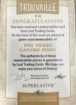 2023 Leaf Superlative Sports - Trouvaille 2 Silver Spectrum Holofoil #T2-18 Phil Niekro / Gaylord Perry Back