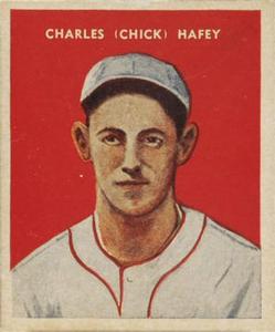 1933 U.S. Caramel (R328) #8 Chick Hafey Front