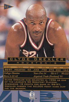 1997 Score Board Visions Signings #23 Clyde Drexler Back