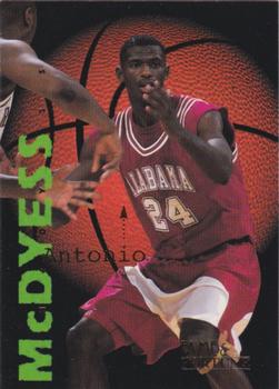 1995 Signature Rookies Fame and Fortune #23 Antonio McDyess Front
