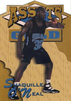1995 Classic Assets Gold - Die Cuts Gold #GDC2 Shaquille O'Neal Front