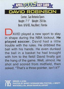 1999 Sports Illustrated for Kids #785 David Robinson Back