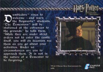2004 Cards Inc. Harry Potter and the Prisoner of Azkaban #19 Welcoming the Students Back