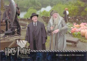 2004 Cards Inc. Harry Potter and the Prisoner of Azkaban #67 Dumbledore's Diversion Front