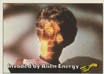 1976 Topps Star Trek #83 Invaded by Alien Energy Front
