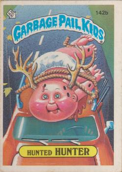 1986 Topps Garbage Pail Kids Series 4 #142b Hunted Hunter Front