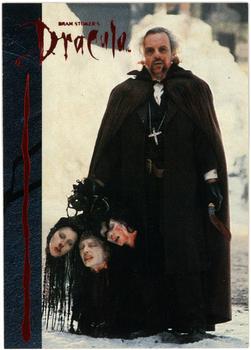 1992 Topps Bram Stoker's Dracula #66 Sunrise. Van Helsing emerges, exhausted Front