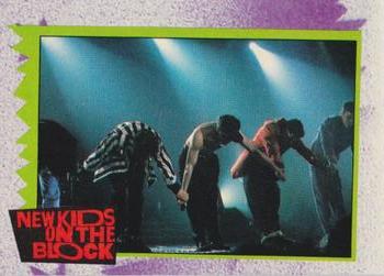 1990 Topps New Kids on the Block Series 2 #129 NKOTB Quiz #30 Front