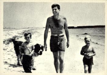 1964 Topps John F. Kennedy #47 Sen. Kennedy With Nephews Front