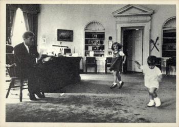 1964 Topps John F. Kennedy #65 President With Caroline And John Jr. Front