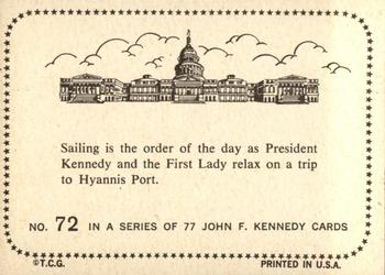1964 Topps John F. Kennedy #72 Pres. Kennedy & 1St Lady Relax On Trip Back