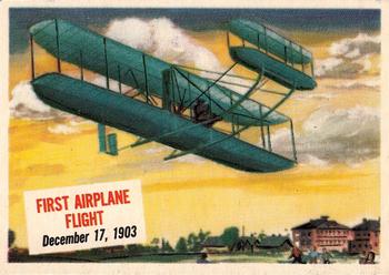1954 Topps Scoop (R714-19) #15 First Airplane Flight Front