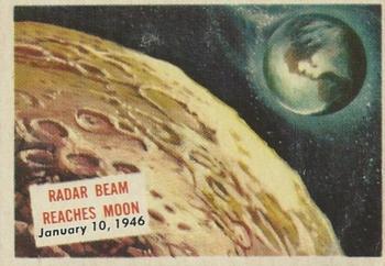 1954 Topps Scoop (R714-19) #138 Radar Beam Reaches Moon Front