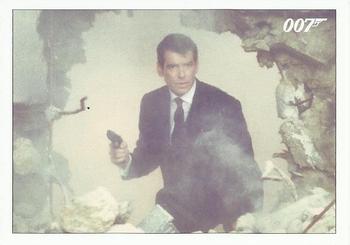 2016 Rittenhouse James Bond 007 Classics #6 007 races through MI6 trying Front