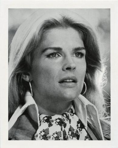 1995 Angar International Who's Who #021 Candice Bergen Front