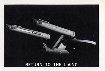 1967 Leaf Star Trek #70 Return to the Living Front