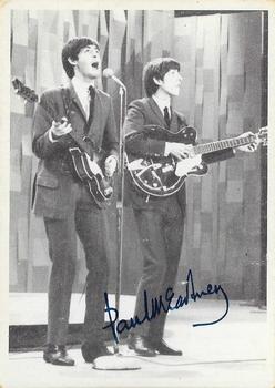1964 O-Pee-Chee The Beatles Black & White #122 Paul, George Front