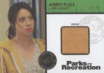 2013 Press Pass Parks and Recreation - Relics Gold #R-AP2 Aubrey Plaza Front