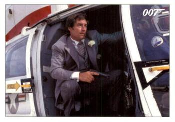 2016 Rittenhouse James Bond 007 Classics - Licence to Kill Throwback #4 Leiter leads a team of DEA Front