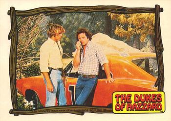 1983 Donruss The Dukes of Hazzard #34 Bo and Luke on the CB Front