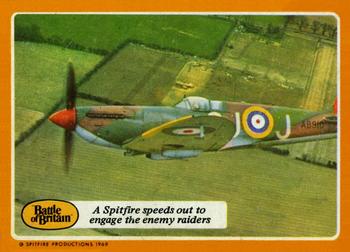 1969 A&BC Battle of Britain #30 A Spitfire speeds out to engage the enemy raiders Front
