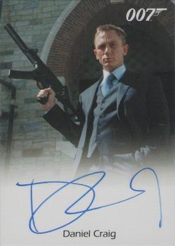2010 Rittenhouse James Bond Heroes and Villains - Autographs #NNO Daniel Craig Front