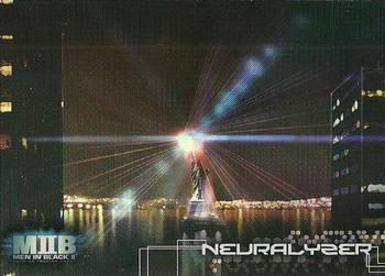 2002 Inkworks Men in Black II - Neuralyzer #N2 Lady Liberty Front
