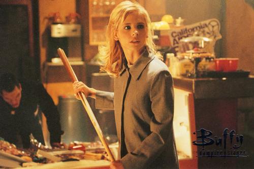 1999 Inkworks Buffy the Vampire Slayer Photo Cards - Foil Stamped #B4 Buffy Front