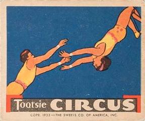 1933 Tootsie Circus (R152) #NNO The Acrobats Front